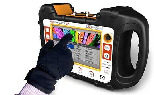 The touch screen of the field strength meter model RANGER Neo 2 can be used wearing gloves